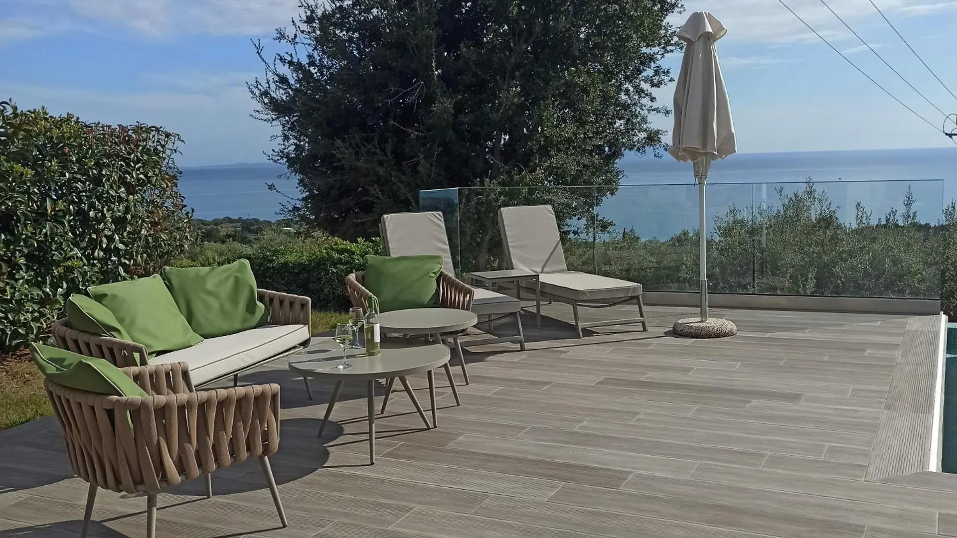 Villa Calma Trapezaki  Greece